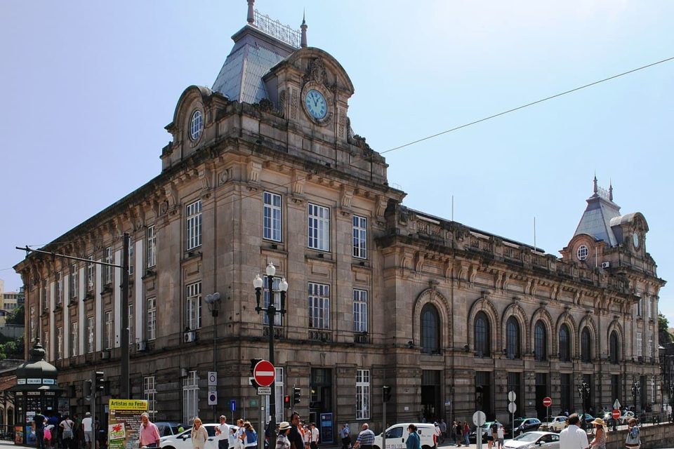 Metro Sao Bento Metro Station